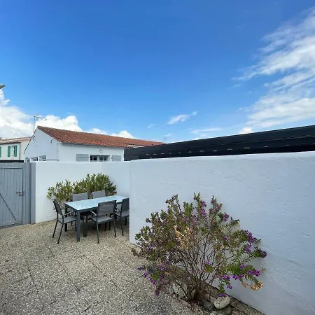 Le Clos Du Phare Bleu * 라플로트