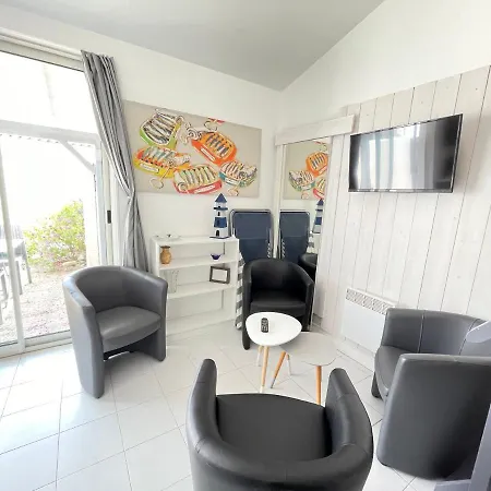 펜션 Le Clos Du Phare Bleu *