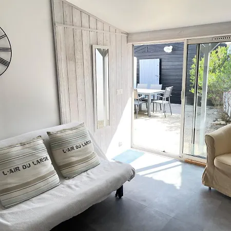 Le Clos Du Phare Bleu * 라플로트