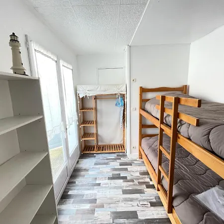 Le Clos Du Phare Bleu *